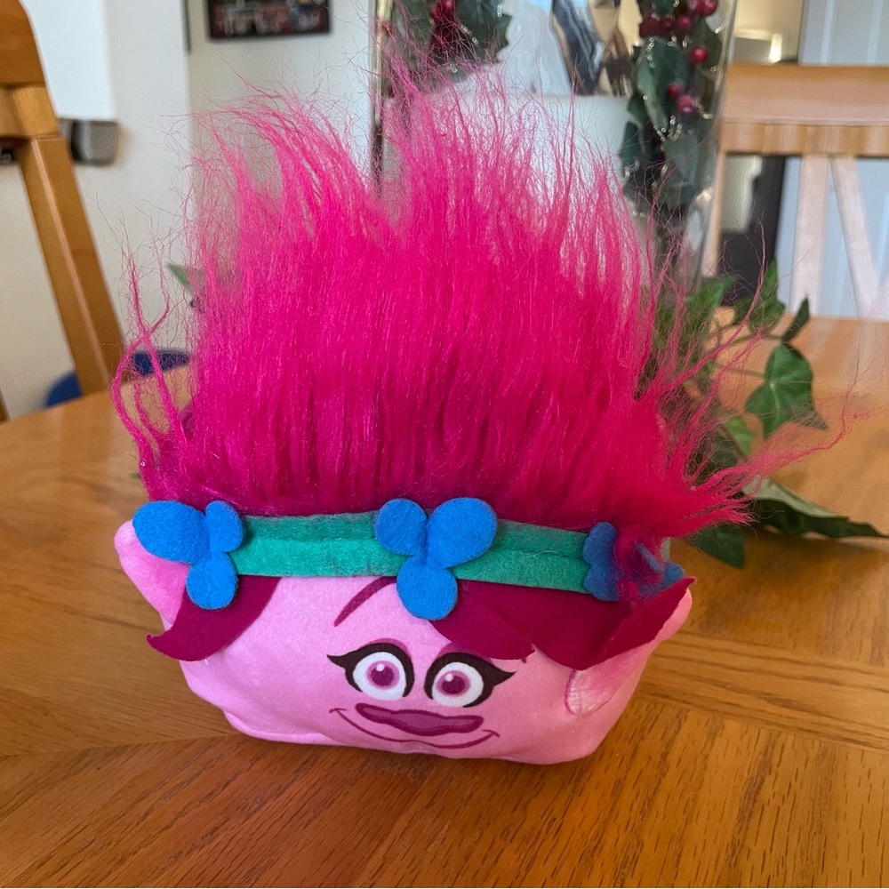 Trolls Poppy Mini Cloud Cube Pillow Plush